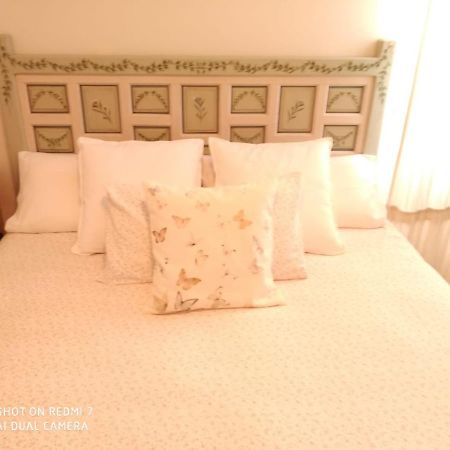 Apartamento Con Vistas Al Rio Guadalquivir En Triana, Sevilla Esterno foto