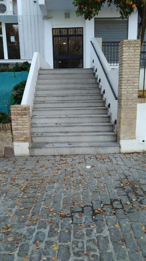 Apartamento Con Vistas Al Rio Guadalquivir En Triana, Sevilla Esterno foto